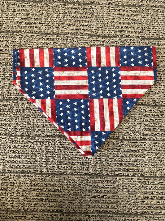 Patriotic collar cover bandana